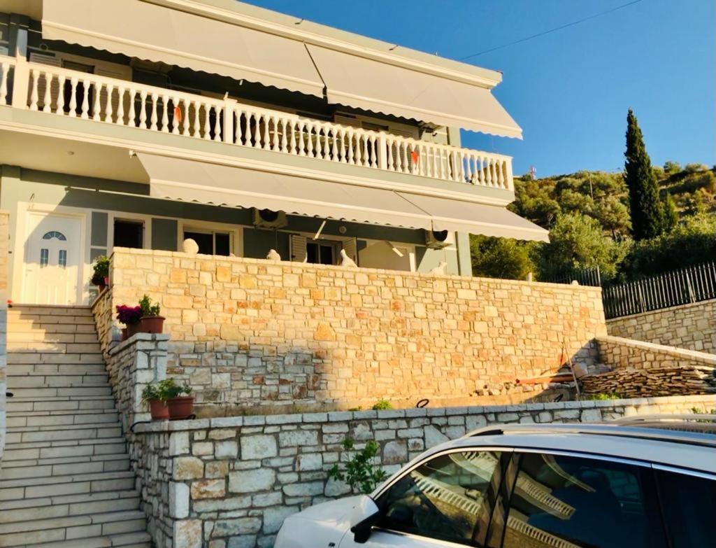 Artur Apartments Himarë Exteriér fotografie
