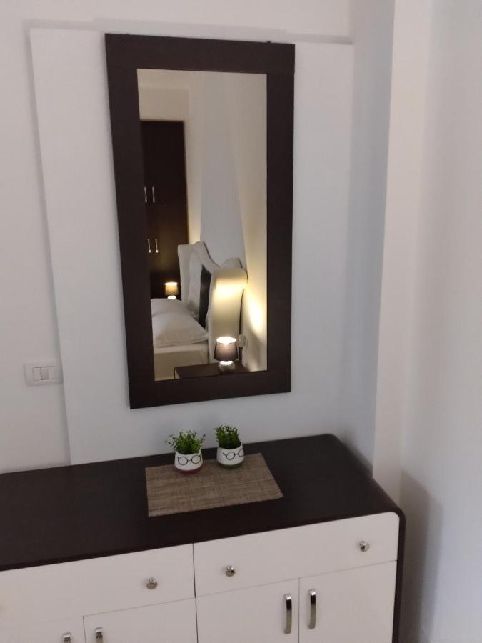 Artur Apartments Himarë Pokoj fotografie