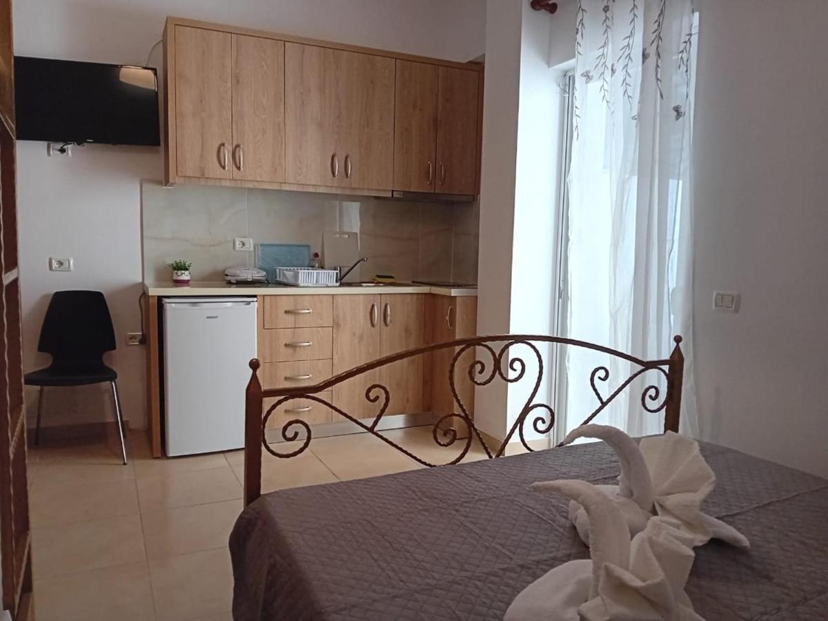 Artur Apartments Himarë Exteriér fotografie