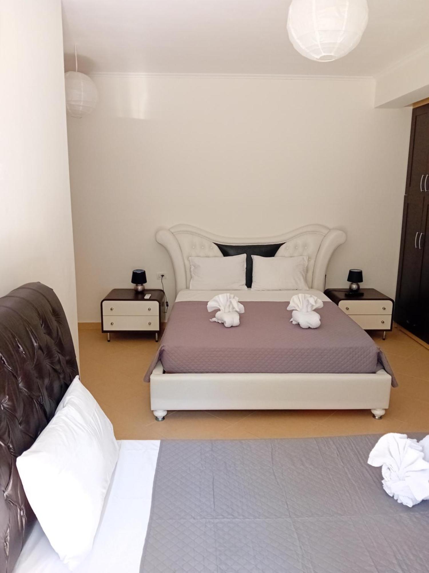 Artur Apartments Himarë Pokoj fotografie