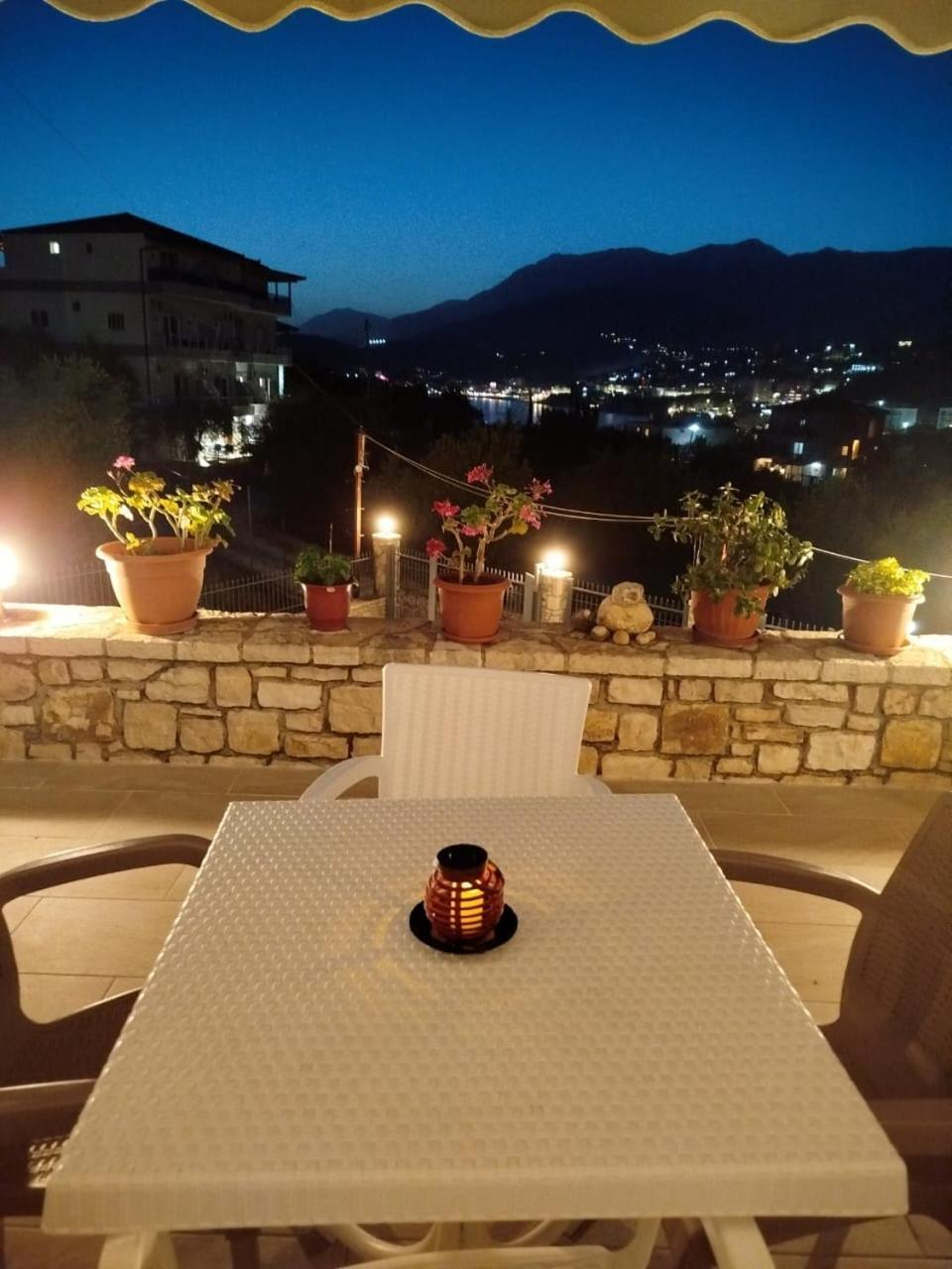 Artur Apartments Himarë Exteriér fotografie
