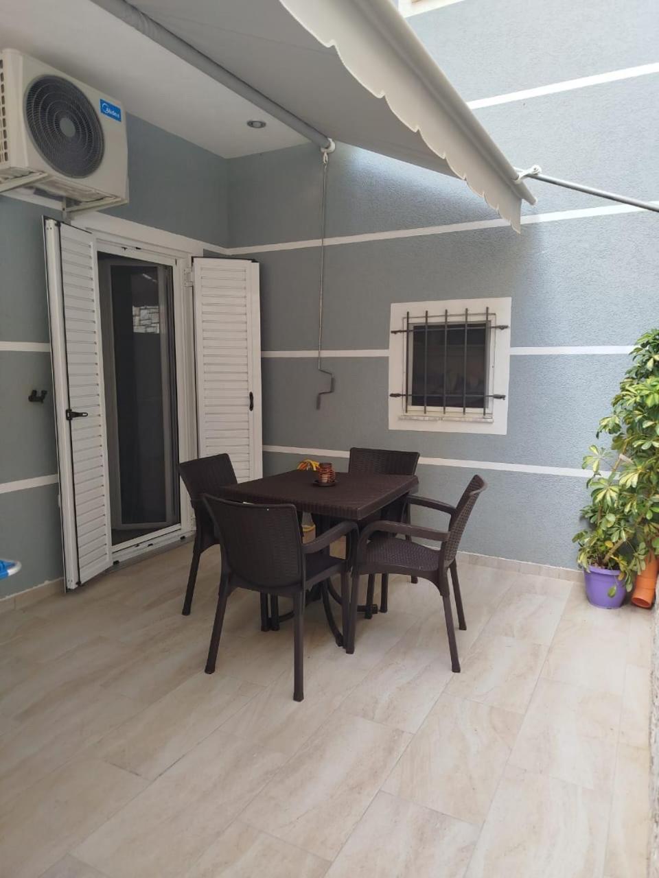Artur Apartments Himarë Exteriér fotografie